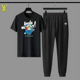 Picture of LV Shirt Pant Suits _SKULVM-5XL12yn23723506